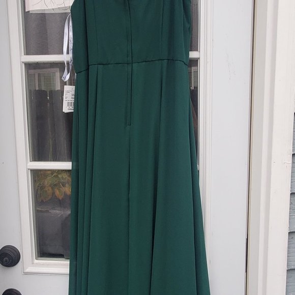 David's Bridal Juniper Bridesmaid Dress - Picture 4 of 5